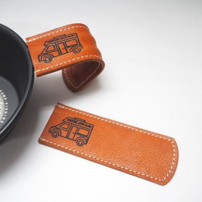 ふるさと納税 御坊市 キャンピングカーロゴがお洒落!　牛革ハンドルカバー　ブラウン  ( 野口オートキャンプ場協力 ) |  | 02