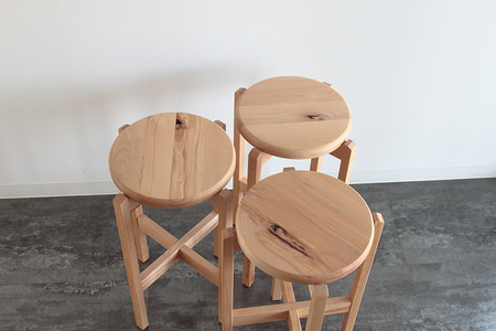 まかない ハイスツール 《サイズ：φ340×H650(mm)》 【高さが選べる】 無垢材・天然木の木製スタッキングチェア 椅子 スツール リビングやキッチンでも 家具 インテリア 新潟県産ブナ材 スノ