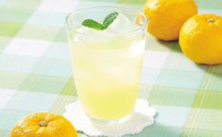 高知県 産 柚子 100% ドリンク 原液 1L × 1本 果物 果汁 100% 無添加 ジュース 高知県産 須崎市 ( 柚子 ゆず ユズ 柚子 ゆず ユズ 柚子 ゆず ユズ 柚子 ゆず ユズ 柚子 