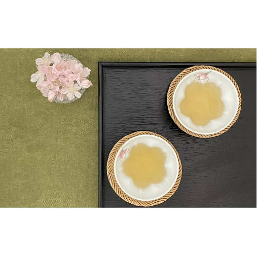 田清窯 有田焼 煌めく木蓮花 湯呑 2個セット 和食器 食器 うつわ 器 花 桜 ピンク かわいい おしゃれ ゆのみ カップ コップ ペアセット ギフト 贈答 ec004