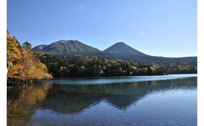 北海道十勝 オーダーメイドツアーチケット（90,000円分）《足寄町》 【Slow Travel HOKKAIDO】 北海道旅行 体験 牧場 狩猟 温泉 焚火 アウトドア 体験型 旅 旅行 イベント オンネトー 十勝 あしょろ [BEAY008]