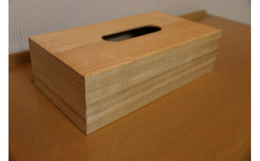 桐のティッシュカバー クリア 1個 約146×272×80mm オイル塗装 桐たんす職人手作り 桐製 木製 ティッシュケース ティッシュボックス ケース 水・汚れに強い 桐の木目 透明仕上げ シンプル 和室 洋室 寝室 リビング 書斎 伝統の技 民芸品 工芸品 木工品 日用品 常温配送 埼玉県白岡市 横川たんす店