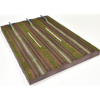 ふるさと納税 南箕輪村 Nゲージ用 鉄道ジオラマ展示台 37×26cm 6線ヤード