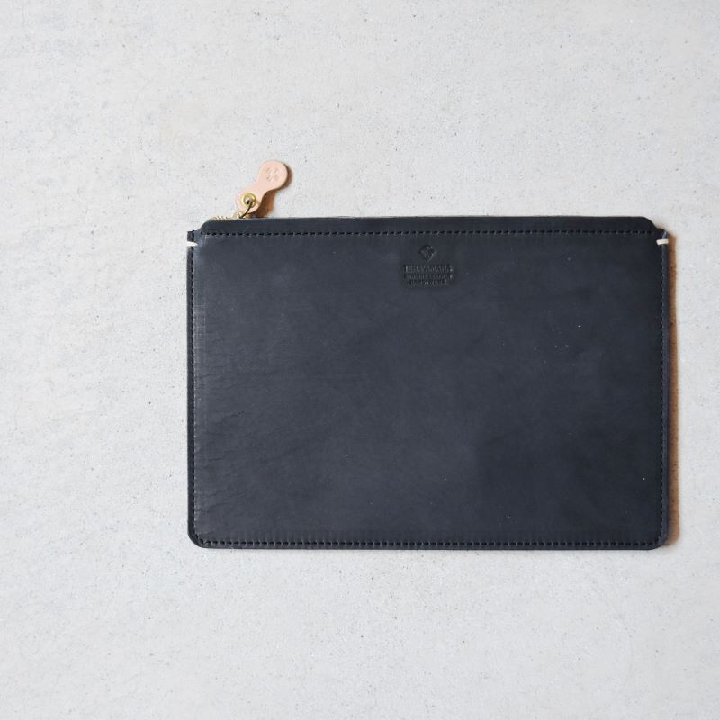 Teha’amana Square pouch L テハマナ スクエアポーチ L スモーク ブラック 革 皮 雑貨 おしゃれ レザー 本革 こだわりの逸品 地域特産品 ギフト 自分用 人気 おすすめ
