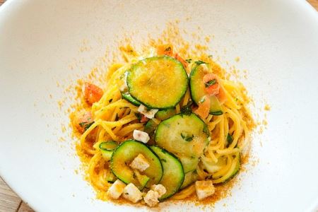 【中目黒】the GARDEN 特産品スタンダードディナーコース 4名様（1年間有効）お店でふるなび美食体験 FN-Gourmet566735