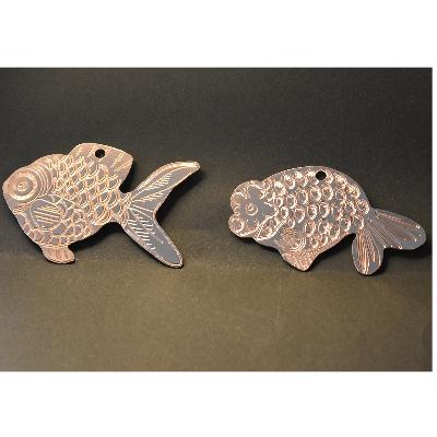 ふるさと納税 弥富市 【名入れ加工可能】銅で作った金魚のキーホルダー