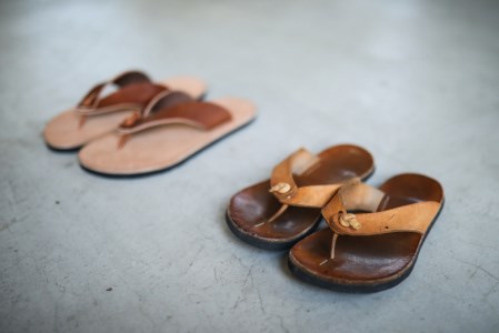 [028022]本格牛革のサンダル 【黒／22.0cm～27.5cm】