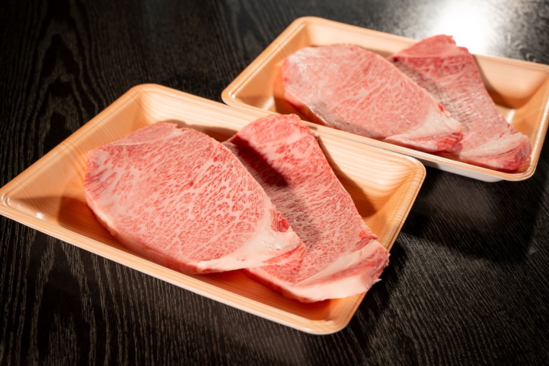 【12月24日決済完了分まで年内発送】大和牛　サーロインステーキ 200g×4枚