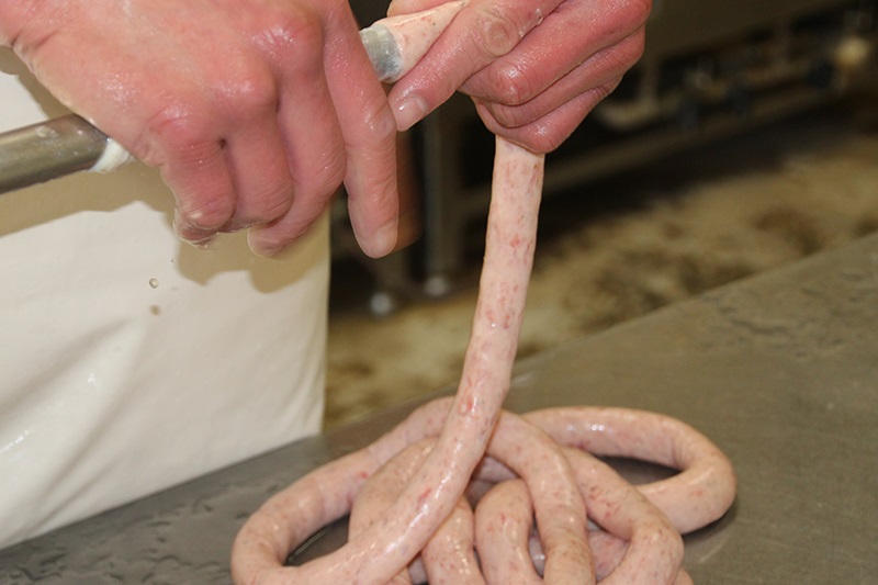 【先行予約】令和8年1月出荷 デュッセル 熊本 阿蘇 小国町 わいた 山川 手作りハム ソーセージ 詰め合わせ 5種類 マイスター 職人 ドイツ 本場の手法 チューリンガーグリル チーズグリラー コッ