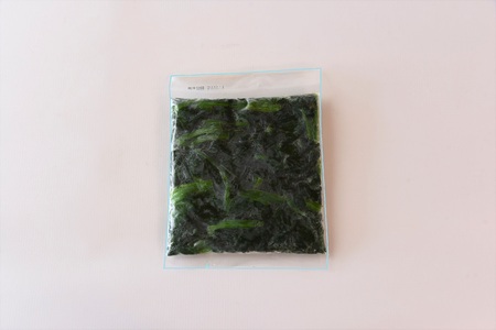 数量限定＜生搾り えごま油＆金ごま油 合計2本＞(100g入り2本) 毎日の食卓のおともに！国産 ゴマ 胡麻 goma 胡麻油 ごまあぶら オイル oil 調味料 調味油 食用油 プレゼント 贈答 贈