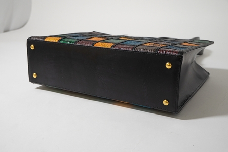 カラフル増すトートバッグ 鮫革（A4サイズ）スウォッチ柄 サメ革_OS194-0006