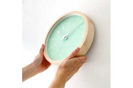 KATOMOKU Muku clock km-141　木製掛け時計（ライトグリーン）