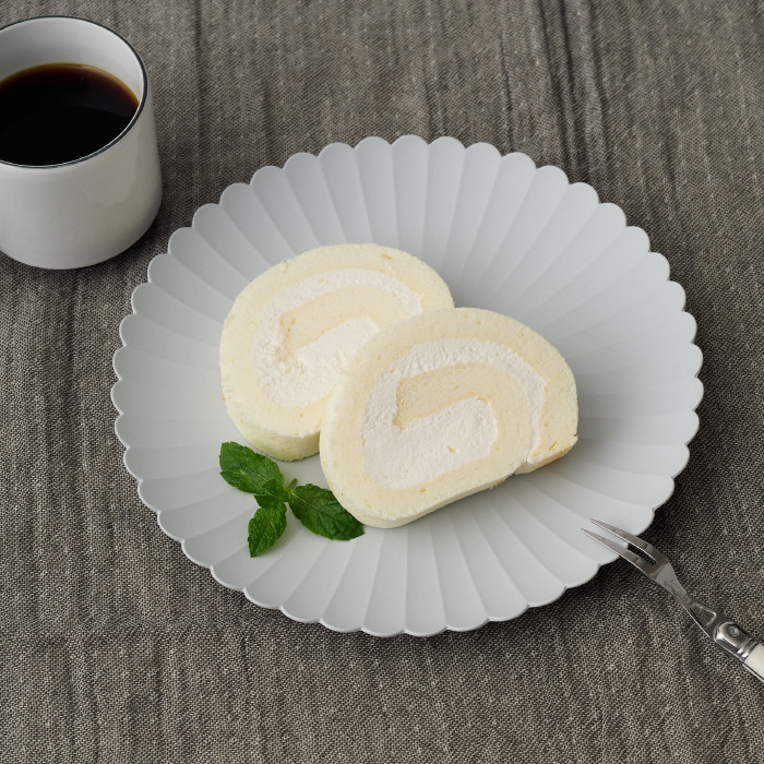 佐賀県産米粉を100%使用したグルテンフリーのロールケーキ