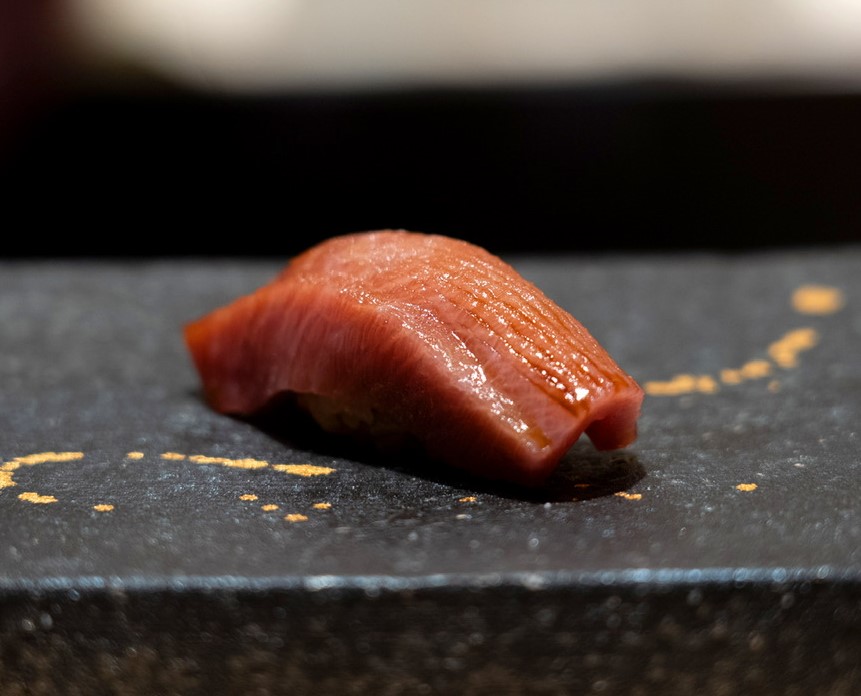 【三軒茶屋 鮨雅 MIYAVI】 本格江戸前鮨 お食事クーポン券 10,000円分（ふるさとチケット）三軒茶屋駅徒歩1分 食事券 利用券 チケット 寿司 スシ 日本料理 食事 ディナー ご褒美 プレゼント ギフト 贈り物 東京 世田谷