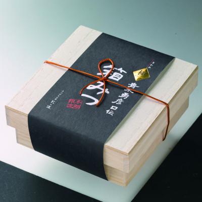 ふるさと納税 八女市 【先行予約2025年12月より発送】国産　極箱みつ　400g(八女市) |  | 01