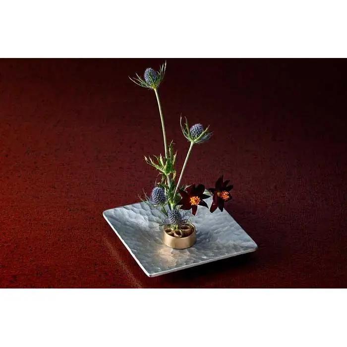 花をみずみずしく長持ち！銅合金製 針のない剣山と水盤のセット（Garden Sサイズ）