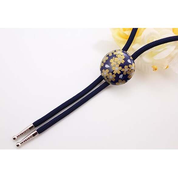 有田焼ループタイ 瑠璃金彩桜 有田焼アクセサリー二宮閑山 A18-229