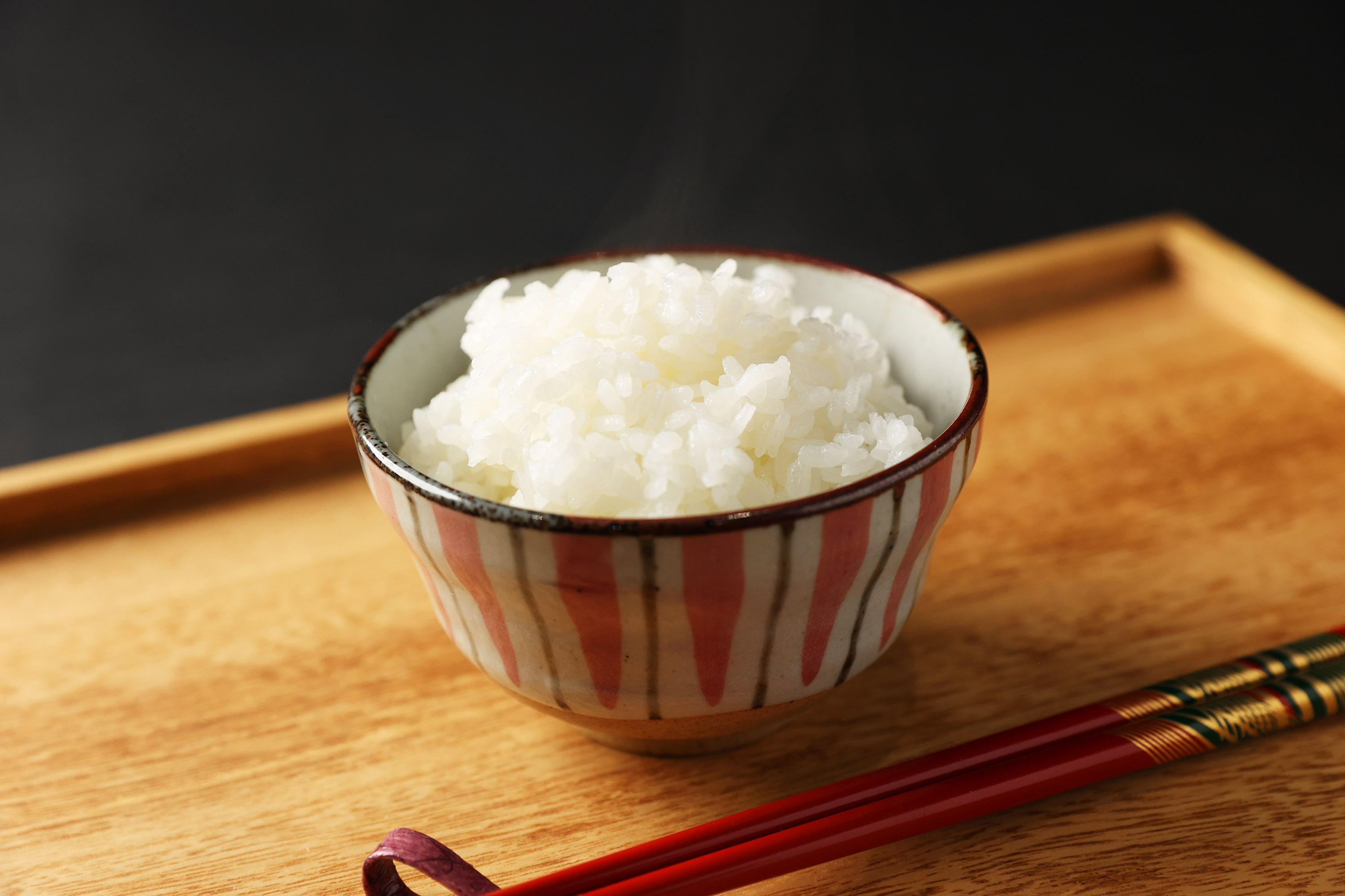 【新米】島根県飯南町産こしひかり(2kg×4袋) ×6回 【 米 コシヒカリ ブランド米 小分け 便利 贈答用 プレゼント 精米 玄米 選択可能 D-65 】