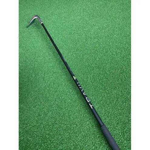 【福岡市】Abi Wedge ホワイトクロムメッキ56°　フジクラTRAVIL（105S）女性クラフトマンの阿比留俊子　設計・デザイン