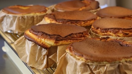 (冷蔵)濃厚なのに重くない RUCIEN 特製 バスクチーズケーキ 5号サイズ/濃厚 熟成 バスク チーズケーキ 洋菓子 伊勢志摩