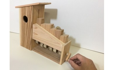 B-5　からくり貯金箱　1個