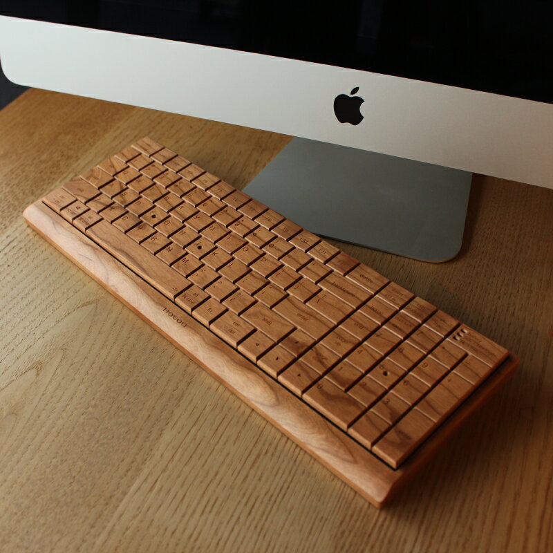 【ふるさと納税】木製デザイン雑貨ブランド「Hacoa」 無機質なパソコン周りに温もりをプラスする木製キーボード「Full Ki-Board Wireless」[P-06101] / キーボード ワイヤレス 木製 ウッド チェリー ウォールナット ギフト プレゼント おしゃれ シンプル ハコア