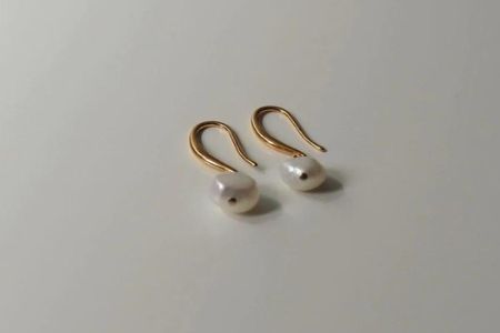 ギフト対応可【Cherieオリジナルピアス】pearl hook pierce