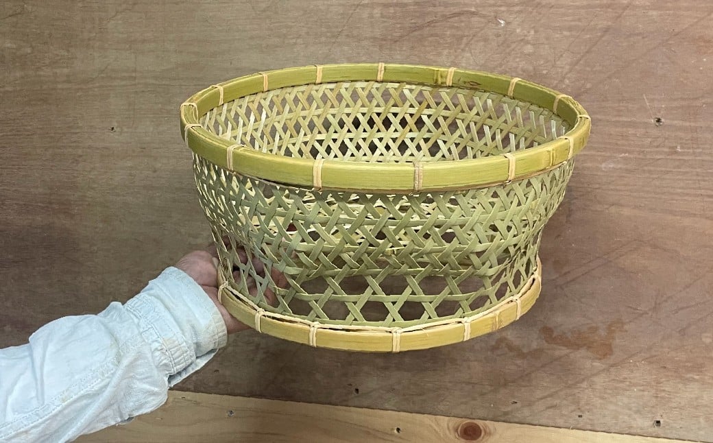 年月とともに色合いがあめ色に変わり、使うほど味が出てきます。