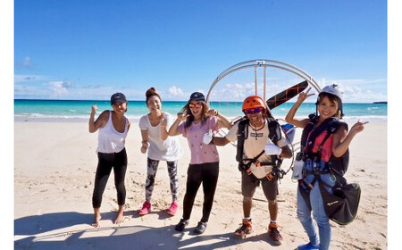 【そら飛びゆうらんフライト】大空散歩で宮古島の空と海を大満喫＜15分コース＞(AU102)