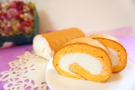 タンタンと北海道産生クリームをたっぷり使った『 タンタンロール 2本セット 』 長さ17.5cm | お菓子 菓子 洋菓子 焼き菓子 ロールケーキ ケーキ セット タンタン スイーツ デザート 大分県