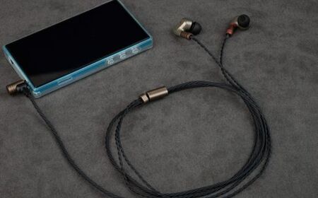 MIKAGE (5極4.4mm L型 to CIEM2pin) イヤフォンリケーブル【ブリスオーディオ】