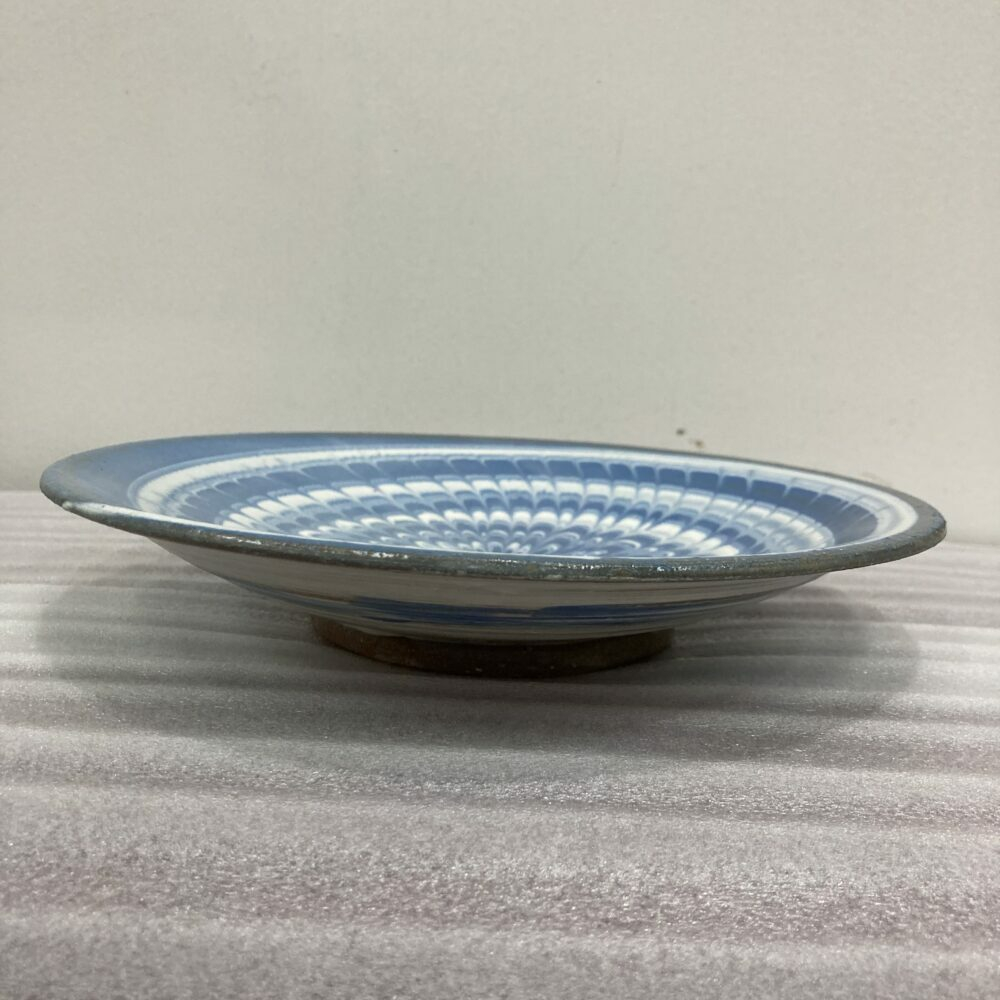 
            スリップウェア 矢羽根皿 陶器 食器 うつわ 皿 器 ギフト 沖縄市 / 唐仙窯 [BCBK004]
          