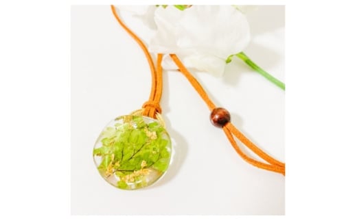 アジアンタムの葉ネックレス・グリーンカラー【1676352】