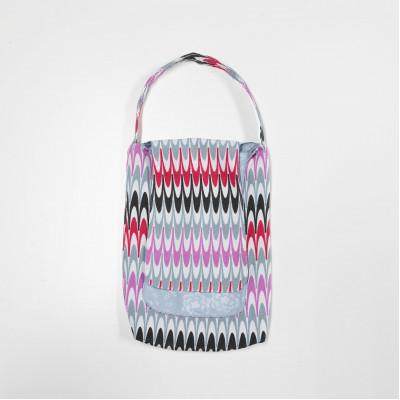 ふるさと納税 与謝野町 一色ちりめん　結びバッグ(角)水面(ピンク) |  | 01