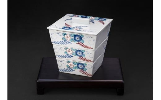 【伊万里焼】辻が花三段重陶箱 035-H681