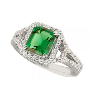 ふるさと納税 京都市 【高島屋選定品】<京セラ>クレサンベール<エメラルド/ダイヤモンド/プラチナ>PT900