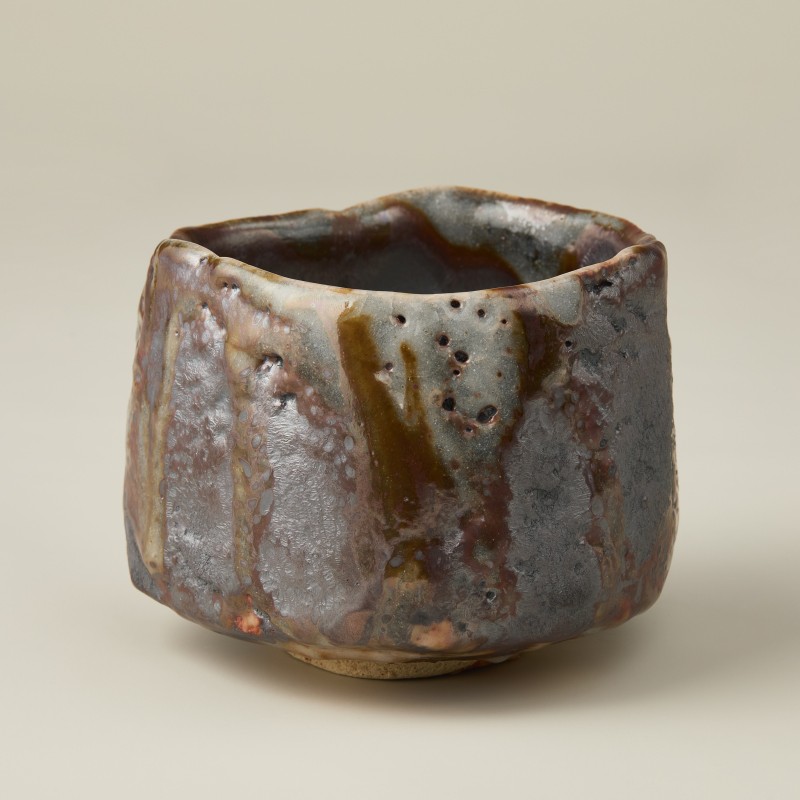 
            鼡志野茶碗-2　作者：樋口　雅之　／　美濃桃山陶　陶芸　陶器　伝統工芸　焼物 【岐阜県 可児市 陶芸品 1点 限定 チョイス限定 陶芸品 ギフト プレゼント 雑貨 茶碗】
          