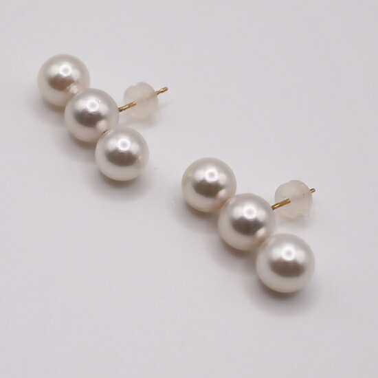 【ふるさと納税】1966 K18 あこや8.0mmup三連ピアス