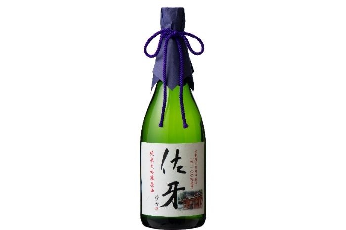 【ふるさと納税】 日本酒 京都 ＜ 英勲 佐牙 ＞ 純米大吟醸 原酒 720ml 祝 冷酒 酒 お酒 地酒 お祝い ギフト プレゼント 母の日 父の日 アルコール 御歳暮 お歳暮 贈答 贈答品 贈り物 お中元 宅飲み 家飲み 晩酌 京田辺