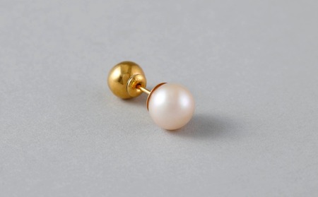 パールピアスゴールド