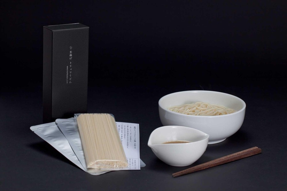 釜揚げトリュフうどん（4食入）トリュフスープ福岡市内製