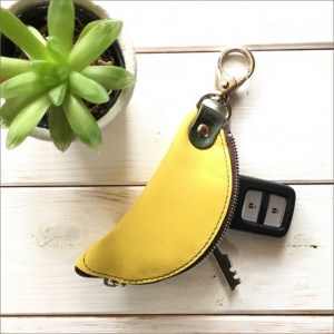レザー・革製品／バナナキーケース（ヌバックイエロー） レザー製品・鍵ケース リモコンキー・車