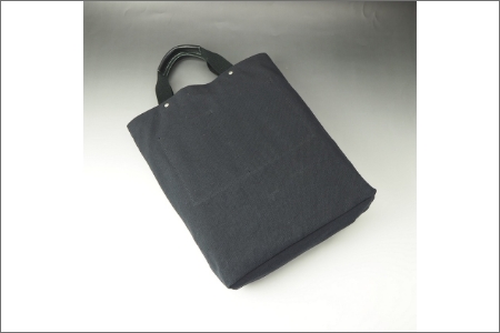 【1015-1】伝統に培われた技術!　倉敷帆布ハンディータテトート 黒色