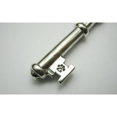 ふるさと納税 館山市 銀の笛 猫の鍵、だけど笛　キーペンダント　ホイッスル　キャット　チェーン付き　シルバー |  | 02