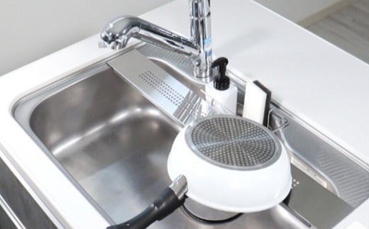 
[キープロダクション]ステンレスフラットシンクトレー W100【 キッチン用品 燕三条製 】 FC012064
