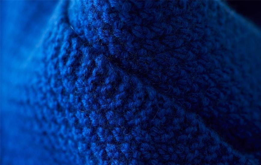 ≪ロイヤルブルー≫【気仙沼ニッティング】カシミヤマフラー [気仙沼ニッティング 宮城県 気仙沼市 20563313-3]