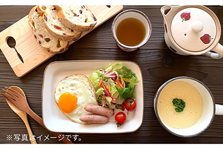 【波佐見焼】スープ マグカップ ペアセット いちご柄（レッド・グリーン） スープカップ  食器 皿 【ROXY・HASAMI】 [SB137]  波佐見焼
