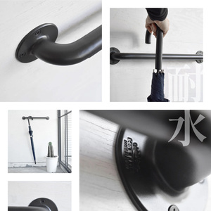 HITTITEの耐水壁付けハンガー傘立て M ヒッタイト 063-42