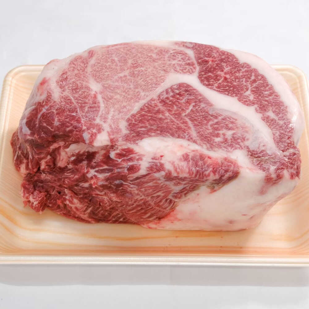 【ふるさと納税】厳選佐賀牛 肩ロース ブロック 2kg / ブランド牛 黒毛和牛 牛肉 / 佐賀県 / 有限会社片岡精肉店[41AEAC019]