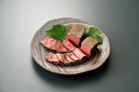 【高島屋選定品】＜下鴨茶寮＞料亭のローストビーフ 165ｇ×2個［ 京都 老舗 料亭 和牛 人気 おすすめ グルメ 京料理 お惣菜 肉 おかず ギフト プレゼント お取り寄せ 通販 送料無料 ふるさと